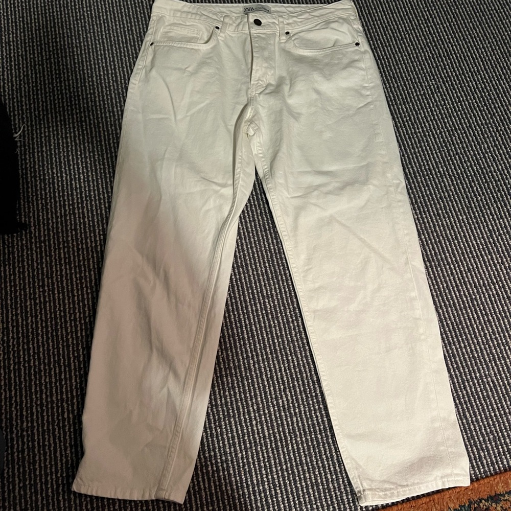 Zara Mom fit White Jeans size 10 - never worn